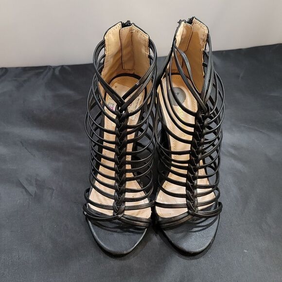 SHOE REPUBLIC LA GLADIATOR MULTI-STRAPS ZIPPER CLOSURE BACK SANDAL - Picture 2 of 14